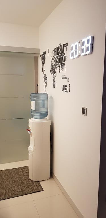 Studio-apartment Val: Luxury Retreat With Private Jacuzzi *